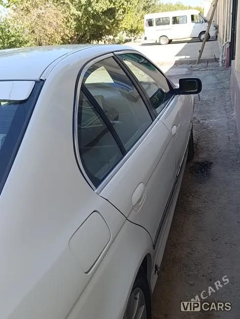 BMW 530, 2001