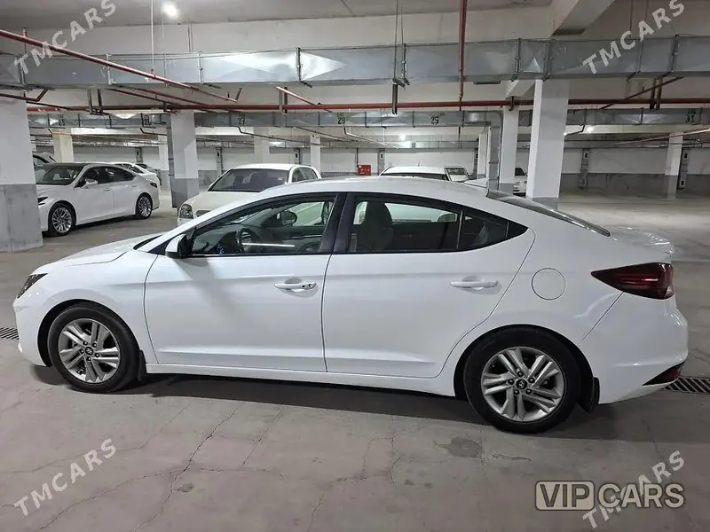 Hyundai Elantra, 2019 — фото 3