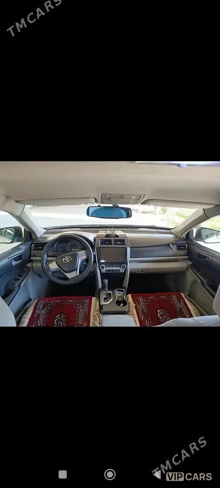 Toyota Camry, 2012