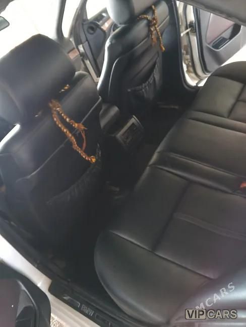 BMW 528, 2000
