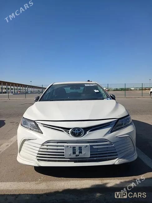 Toyota Camry, 2021