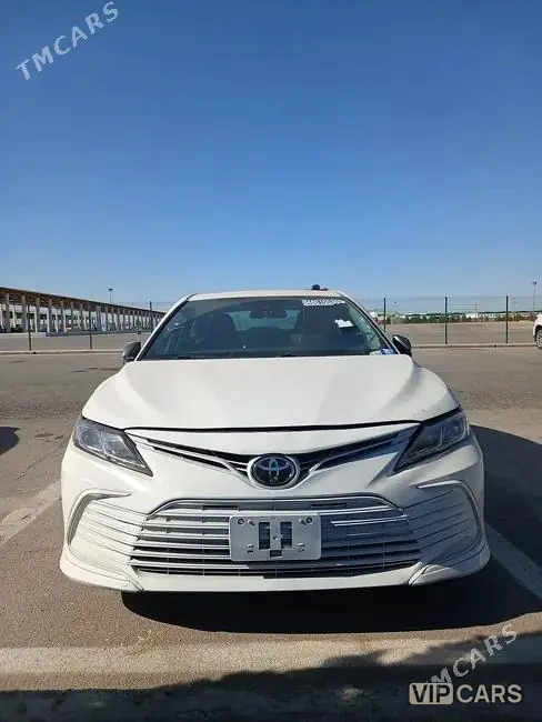 Toyota Camry, 2021 — фото 1
