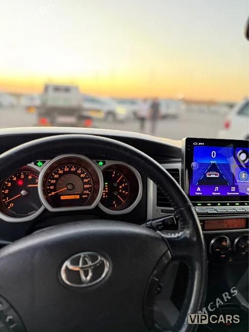 Toyota 4Runner, 2005