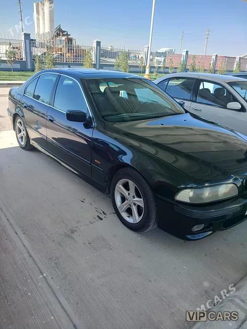 BMW 525, 1999