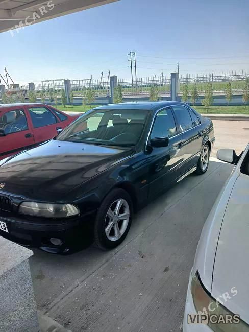 BMW 525, 1999