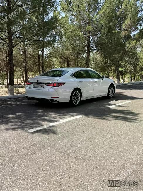 Lexus ES 350, 2019