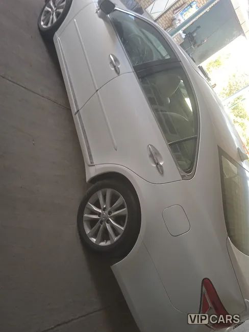 Lexus ES 350, 2011