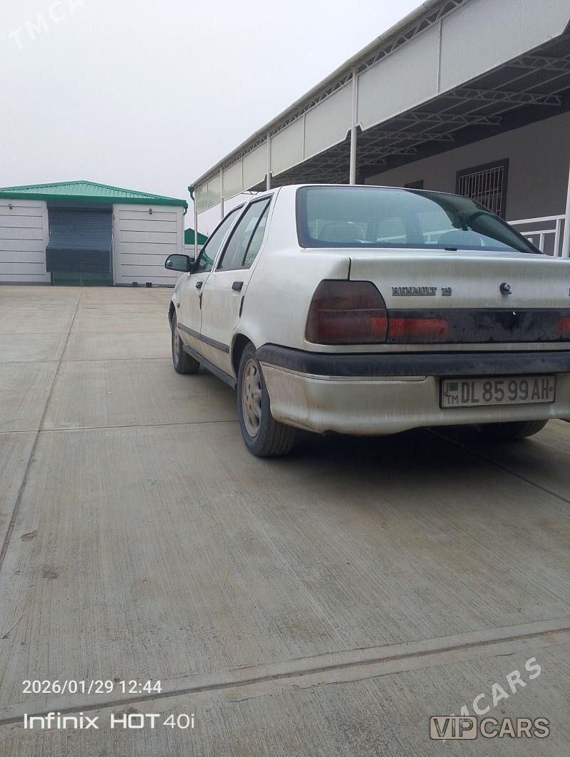 Renault Europa 19, 1998