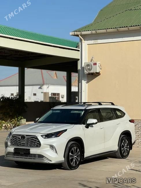 Toyota Highlander, 2022