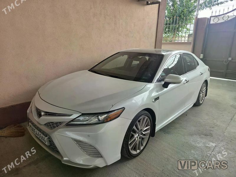 Toyota Camry, 2018