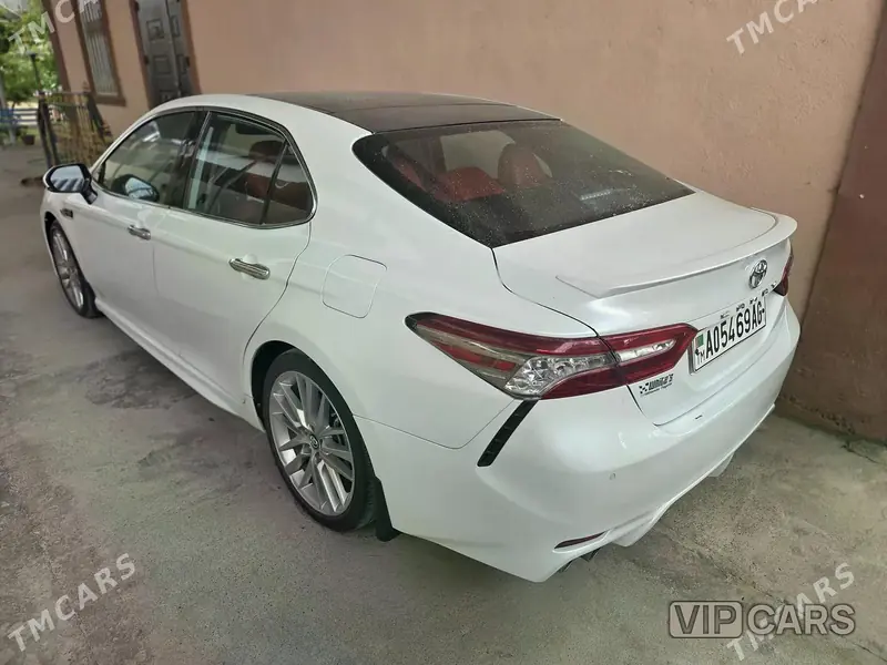 Toyota Camry, 2018 — фото 2