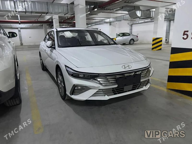 Hyundai Elantra, 2026