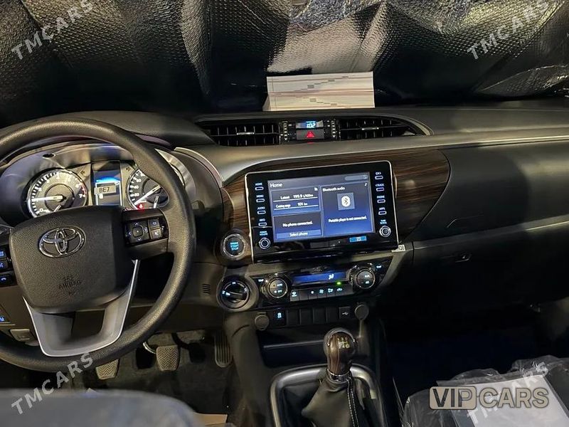 Toyota Hilux, 2026