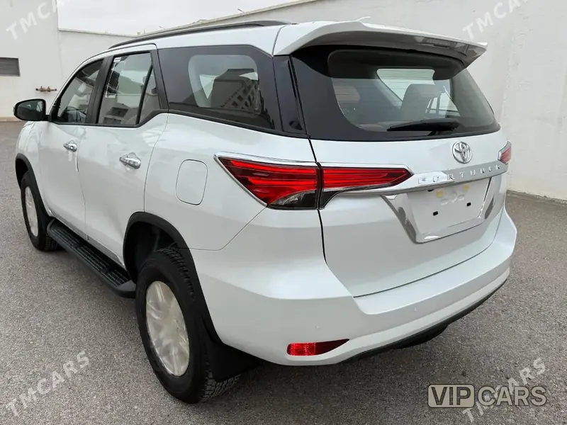 Toyota Fortuner, 2026 — фото 2