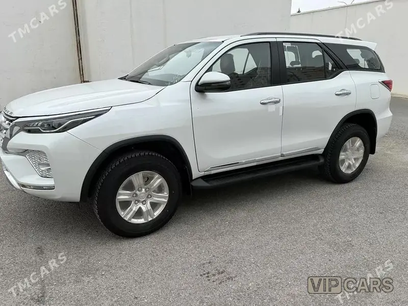 Toyota Fortuner, 2026 — фото 2