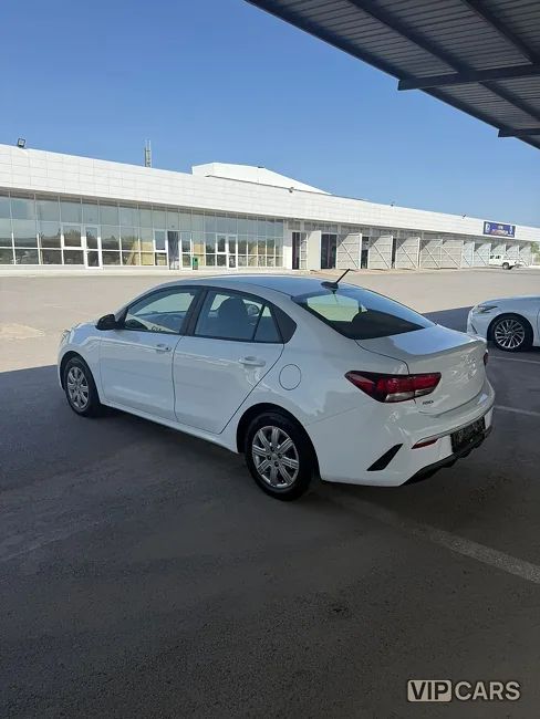 Kia Rio, 2022