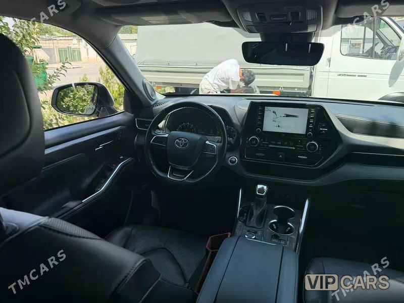 Toyota Highlander, 2021