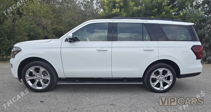 Ford Expedition, 2022