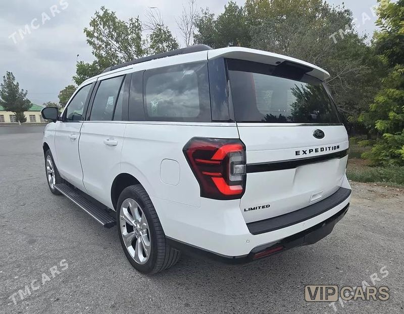 Ford Expedition, 2022
