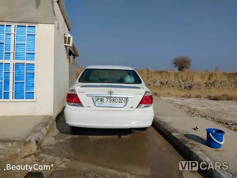 Toyota Camry, 2005