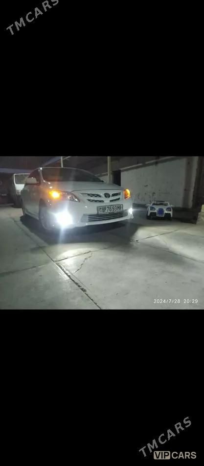 Toyota Corolla, 2011