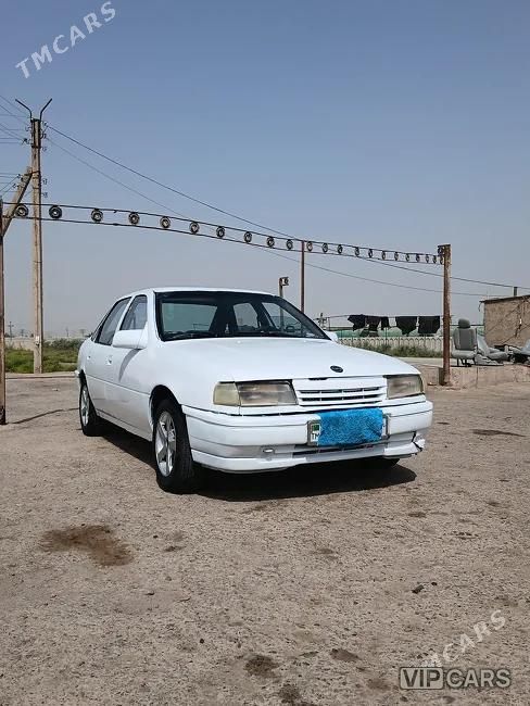 Opel Vectra, 1990