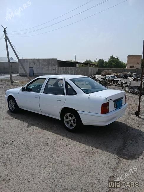 Opel Vectra, 1990
