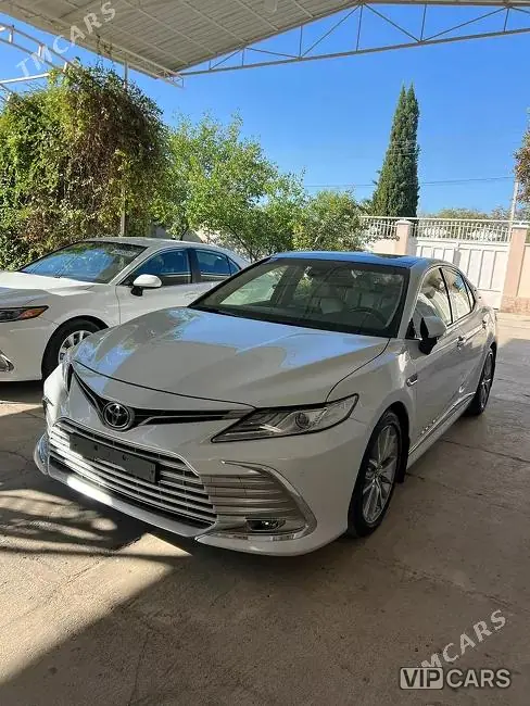 Toyota Camry, 2021 — фото 2