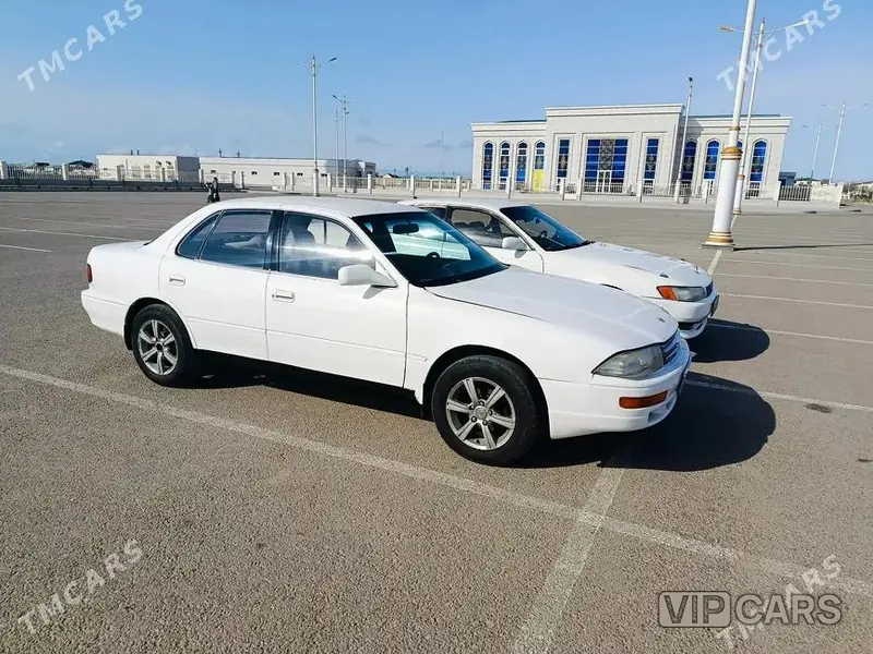 Toyota Camry, 1993 — фото 1