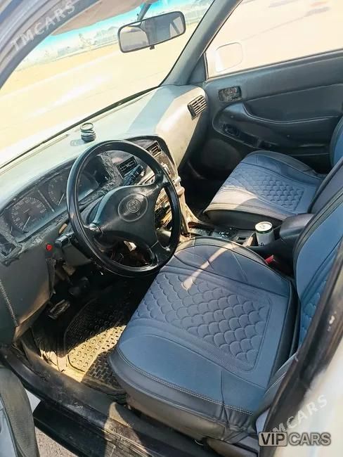 Toyota Camry, 1993