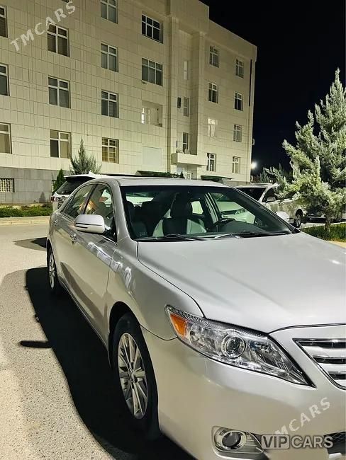 Toyota Camry, 2010