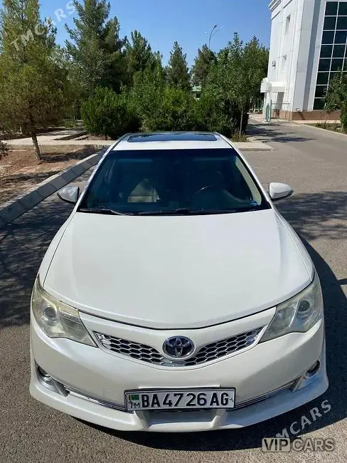 Toyota Camry, 2012 — фото 2