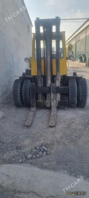 Kara Forklift, 1996