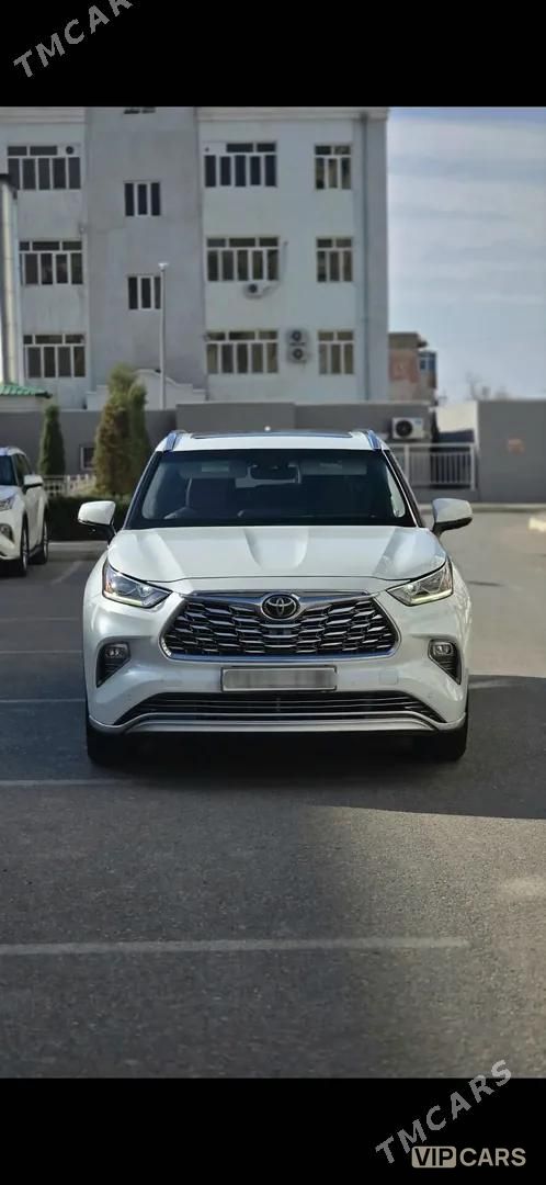 Toyota Highlander, 2022