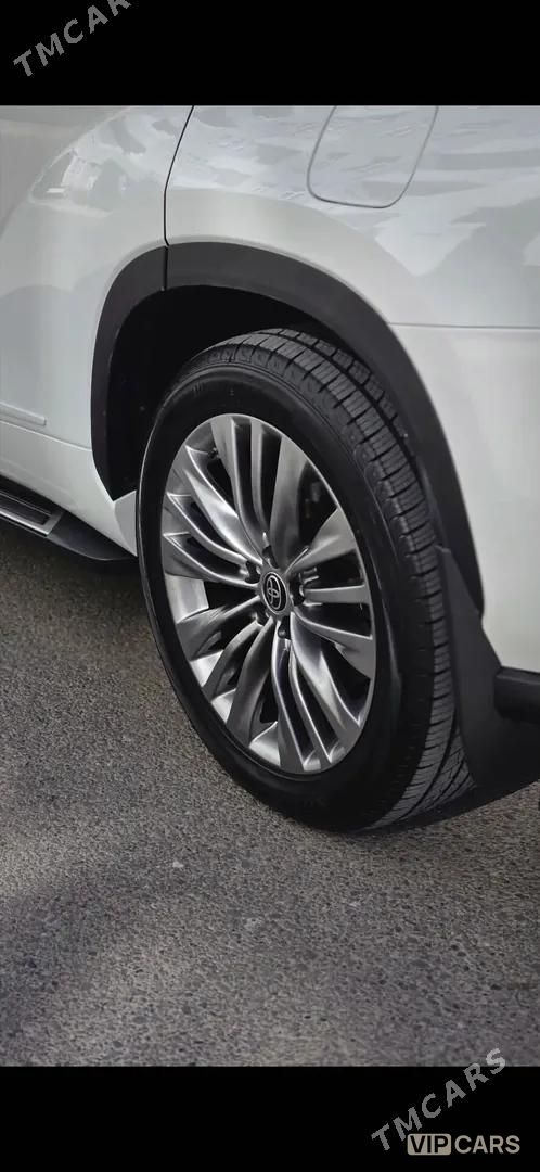 Toyota Highlander, 2022