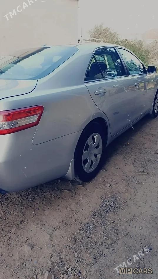 Toyota Camry, 2010