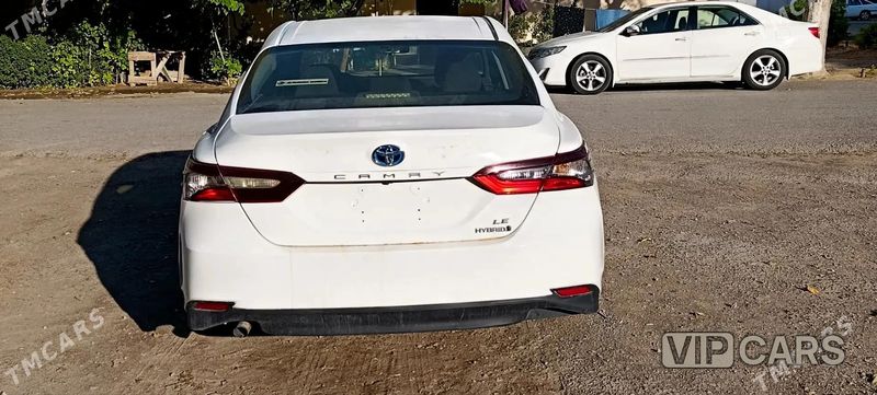 Toyota Camry Hybrid, 2022
