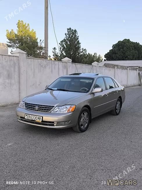 Toyota Avalon, 2001