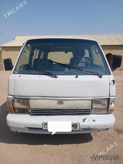 Toyota Hiace, 1989
