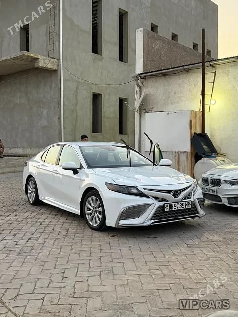 Toyota Camry, 2021