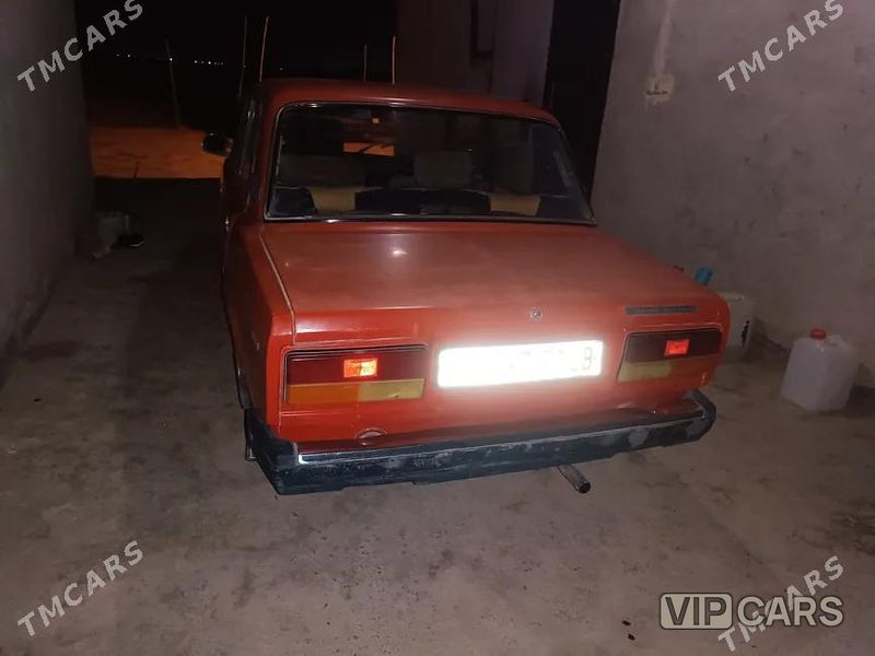 Lada 2105, 1990