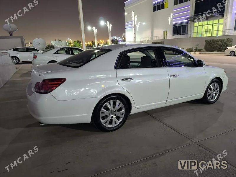 Toyota Avalon, 2008