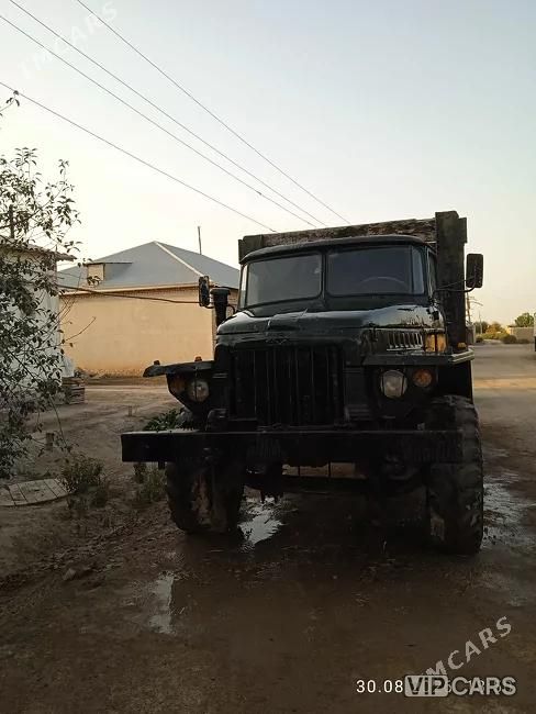 Ural 4320, 1980