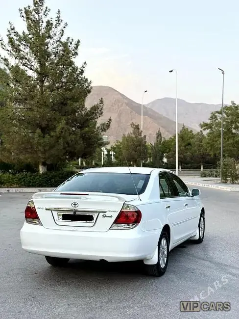 Toyota Camry, 2005 — фото 4