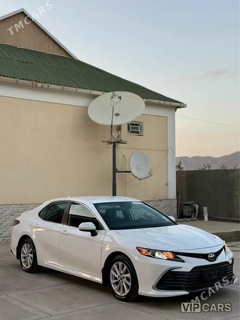 Toyota Camry, 2022