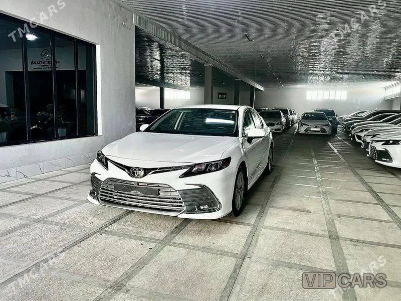 Toyota Camry, 2022