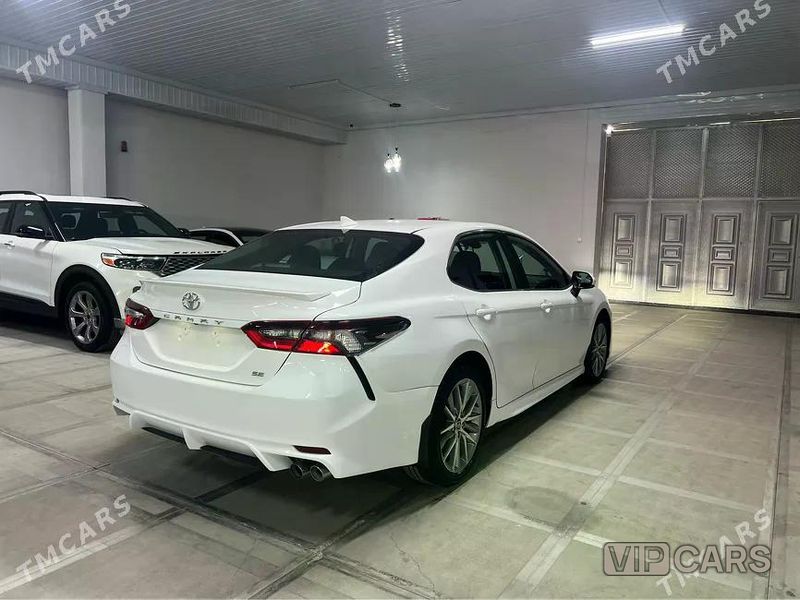 Toyota Camry, 2023