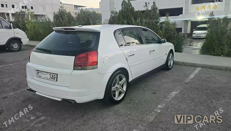 Opel Signum, 2005