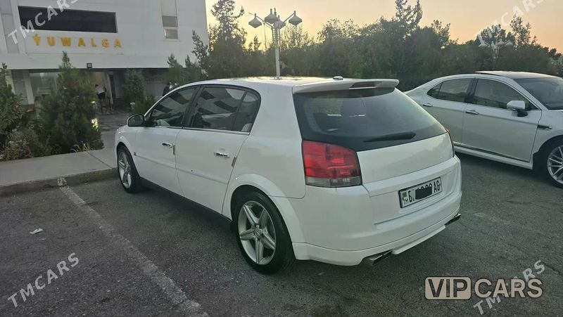 Opel Signum, 2005