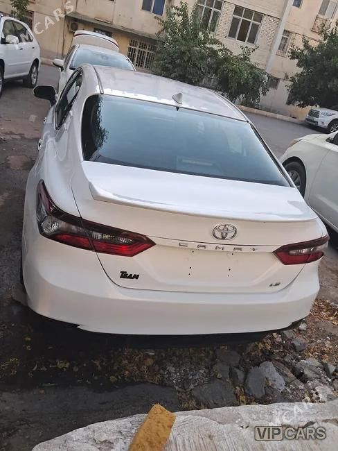Toyota Camry, 2023